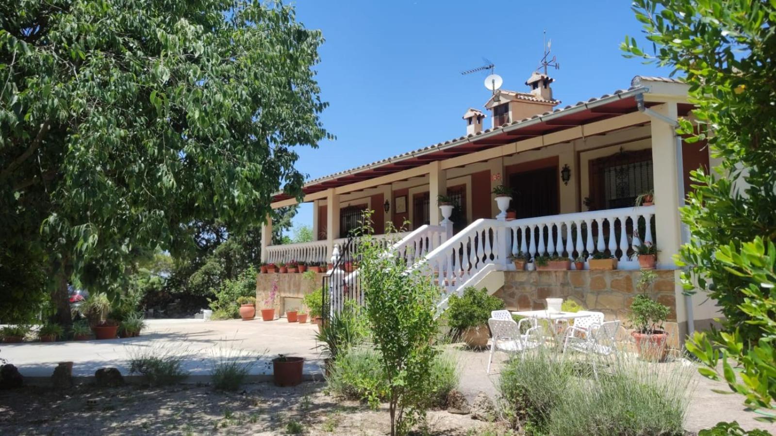 Villa Rosario La Iruela Luaran gambar