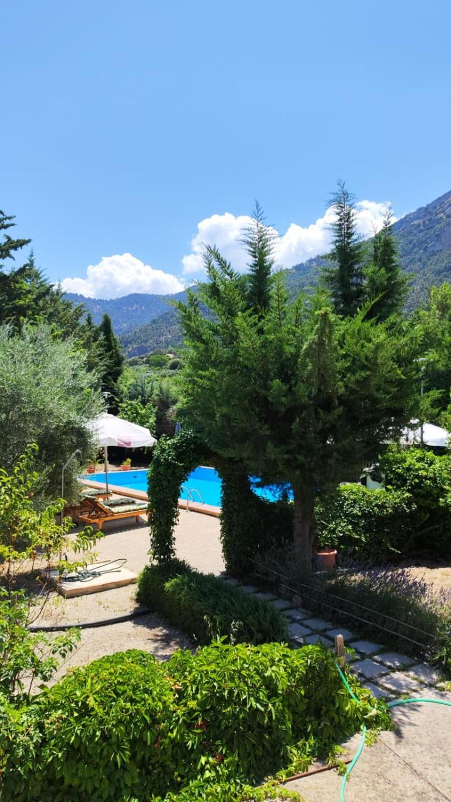 Villa Rosario La Iruela Luaran gambar